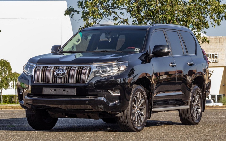 Quá mê Toyota, chủ xe kỳ công độ Lexus GX 460 thành Land Cruiser Prado