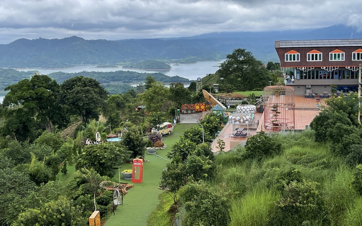 Vụ băm nát Tà Đùng: Hàng loạt lãnh đạo bị 