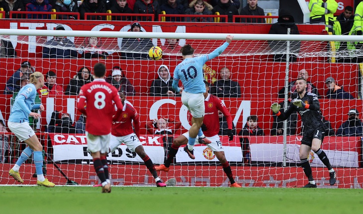 Bruno, Rashford giúp Man Utd ngược dòng trước Man City - Ảnh 2.