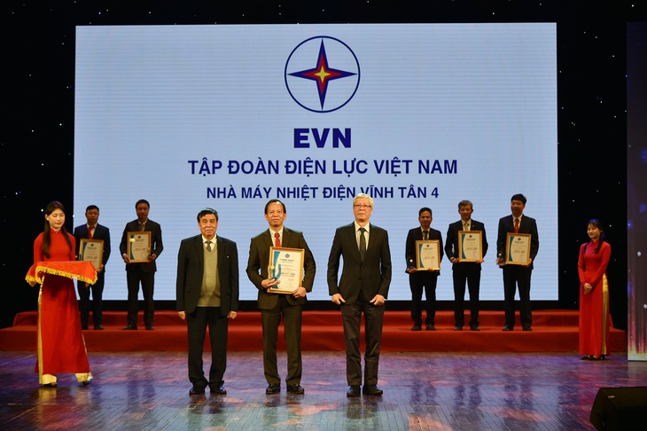 Nhiệt điện Vĩnh Tân 4: thách thức, cơ hội và thành công trong năm 2023 - Ảnh 2.