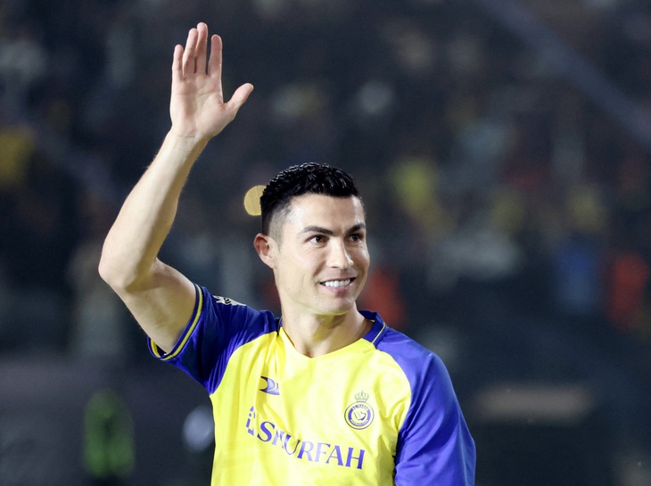 25.000 CĐV Al Nassr xem Ronaldo ra mắt - Ảnh 5.