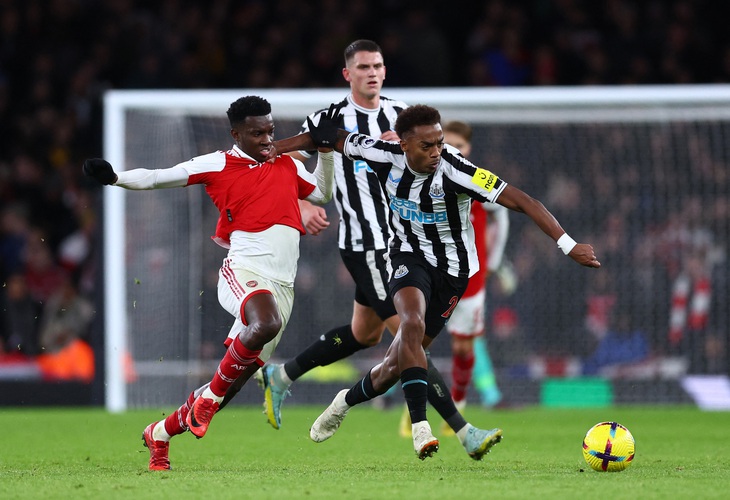 Newcastle khiến Arsenal đứt mạch thắng liên tiếp - Ảnh 1.