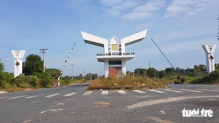 Không chấp thuận đưa cát đã san lấp ra ngoài Khu công nghiệp Xuân Tô - Ảnh 2. Không chấp thuận đưa cát đã san lấp ra ngoài Khu công nghiệp Xuân Tô - Ảnh 2.