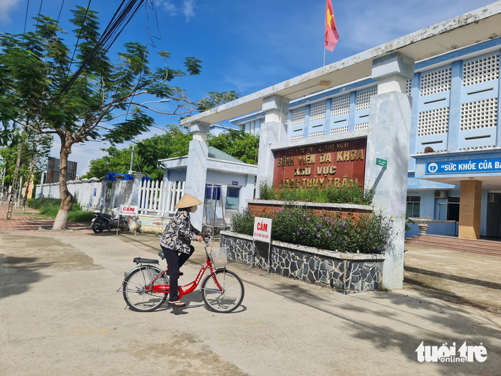 Bệnh viện đa khoa khu vực Đặng Thùy Trâm bị &quot;gắn mác&quot; tuyến tỉnh dù thực tế hoạt động khám chữa bệnh theo tuyến huyện - Ảnh: TRẦN MAI