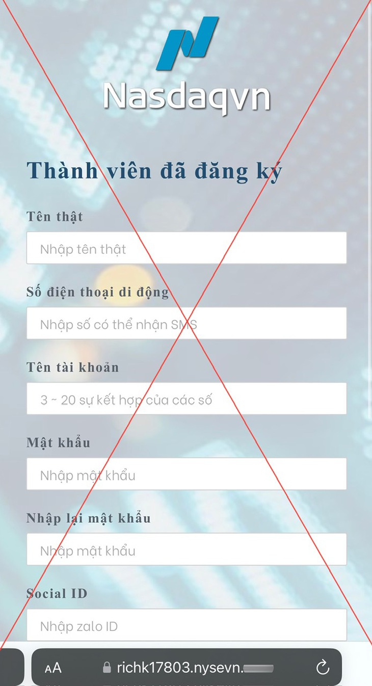 Mặc dù phía trên có logo của sàn chứng khoán Nasdaq (Mỹ), nhưng địa chỉ trang web không phải.