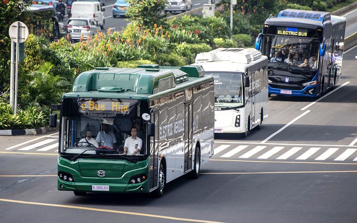 Giới hạn tốc độ xe buýt để giảm tai nạn giao thông