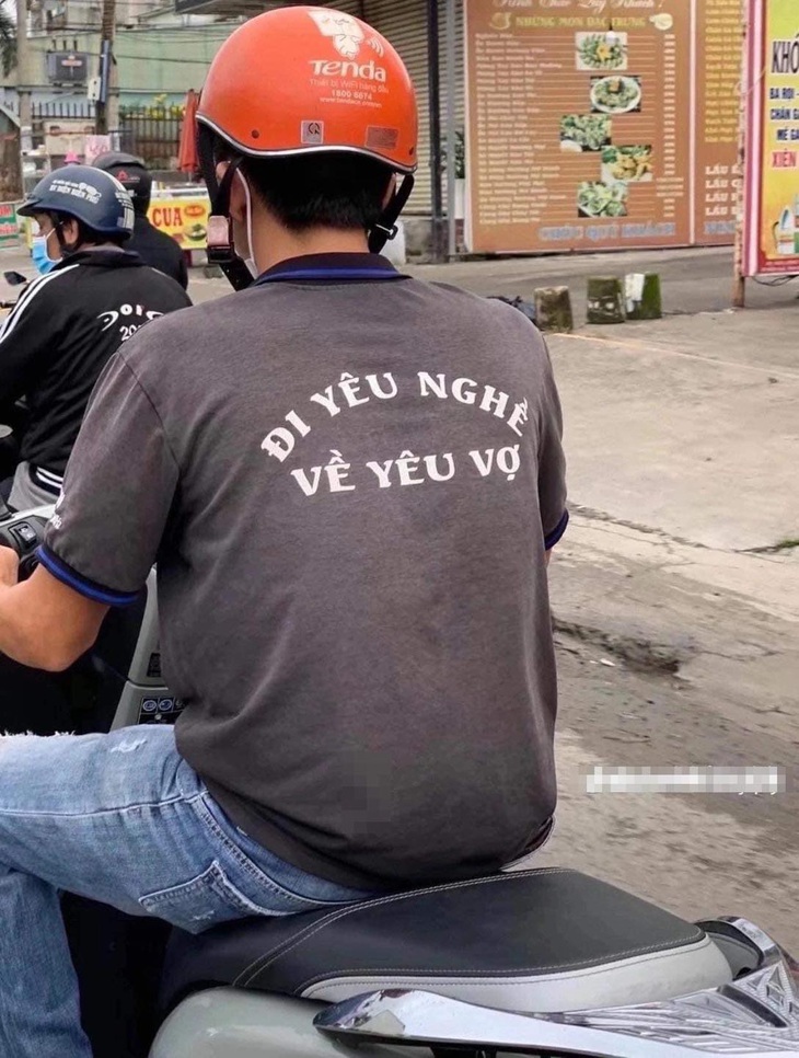 Về nhà vợ lại hỏi: &quot;Nghề là... con nào?!&quot;