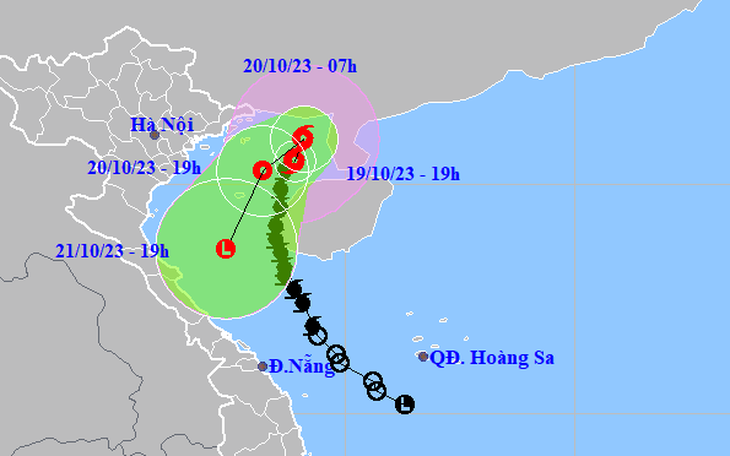 Bão số 5 tăng cấp, mây đối lưu bao quanh phát triển rất nhanh và mạnh