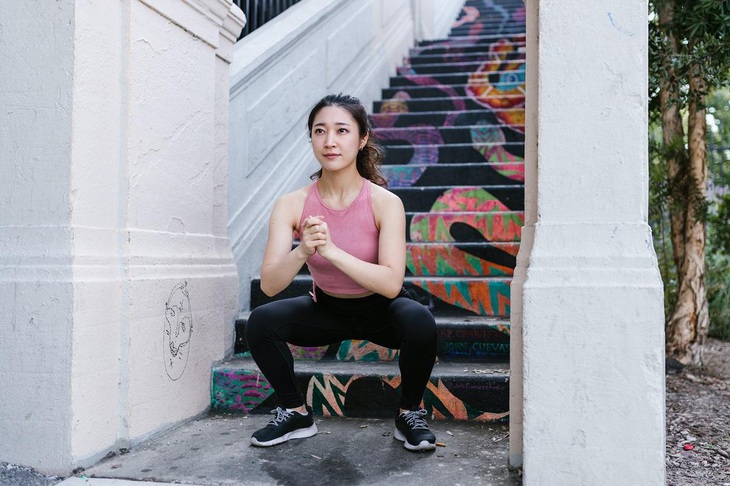 Squat hữu ích cho cơ vùng mông - Nguồn ảnh: Pexels