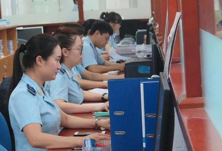 Nhân viên khai báo hải quan và cơ hội việc làm hiện nay - Ảnh: Internet.