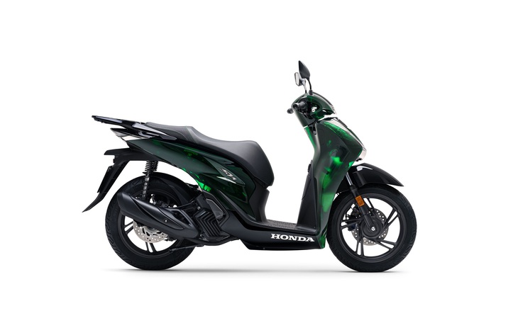 Honda SH 2025 sắp ra mắt Việt Nam? CĐM khẳng định từ ảnh nhá hàng: 'Thiết kế không lẫn được' - Ảnh 3.