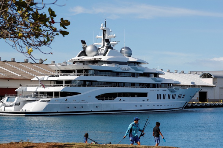 Du thuyền Amadea được Mỹ cho là thuộc kiểm soát của tỉ phú Nga Suleiman Kerimov - Ảnh: REUTERS