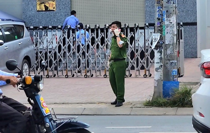 Công an lấy lời khai vụ một chi nhánh ngân hàng ở Hóc Môn nghi bị cướp