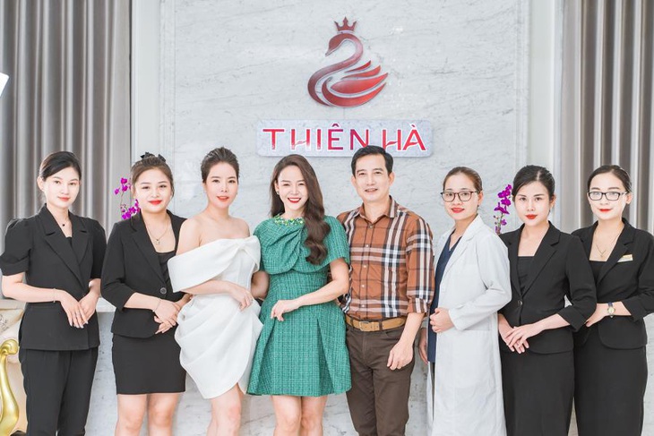 Phòng khám chuyên khoa da liễu Thiên Hà luôn lấy khách hàng làm trung tâm - Ảnh 1. Phòng khám chuyên khoa da liễu Thiên Hà luôn lấy khách hàng làm trung tâm, đồng thời phát triển nguồn nhân lực từ bên trong