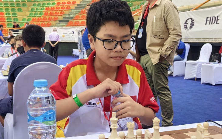 Đánh bại hàng loạt cao thủ, thần đồng Đầu Khương Duy cán đích ở vị trí thứ 4 tại giải Titled Tuesday - Ảnh 2.