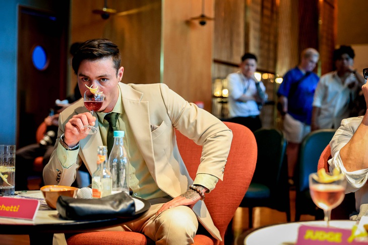 Một số hình ảnh vòng loại cuộc thi chuyên nghiệp về pha chế cocktail artLIVE Mixology Championship 2023 (AMC)