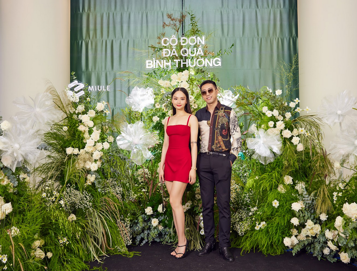 Miu Lê hội ngộ OnlyC trong Cô đơn Miu Lê hội ngộ Only C trong Cô đơn đã quá bình thường sau nhiều năm