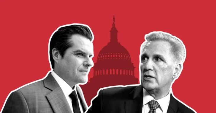 Ông Matt Gaetz (trái) và ông Kevin McCarthy - cuộc đấu chấm dứt - Ảnh: USA TODAY