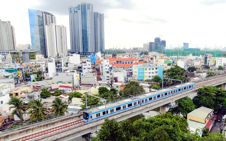 Tăng trưởng cao mới có việc làm, thu nhập cho dân