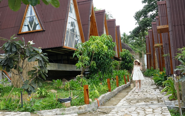 Chấn chỉnh tour tuyến, bè du lịch tự phát ở quần đảo Nam Du, Hòn Sơn  - Ảnh 2.