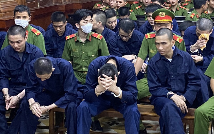 Nhóm người tàng trữ, vận chuyển, mua bán 216kg ma túy nhận 18 án tử hình