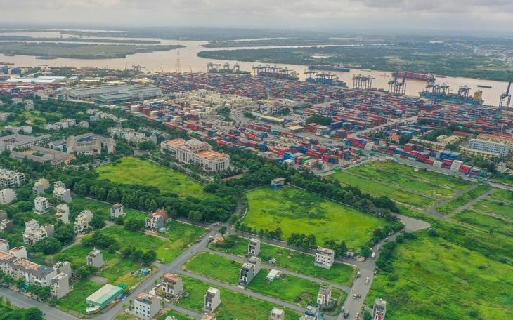 Cho phép chuyển mục đích sang đất ở rồi thu hồi quyết định - Ảnh 2.