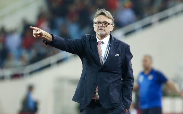 HLV Philippe Troussier: 