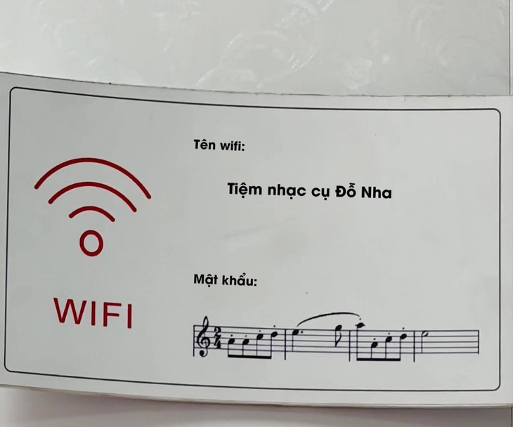 Mật khẩu WiFi nhà người ta...