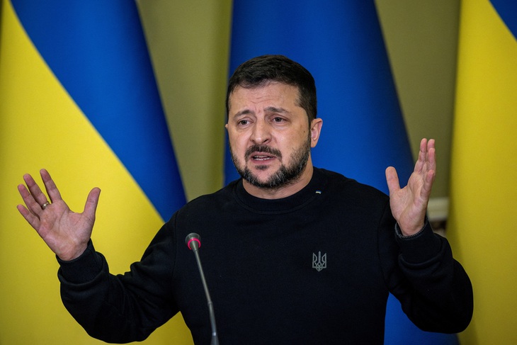 Tổng thống Ukraine Volodymyr Zelensky - Ảnh: REUTERS