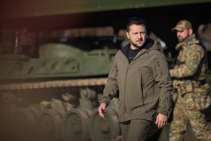 Tổng thống Ukraine Volodymyr Zelensky - Ảnh: REUTERS