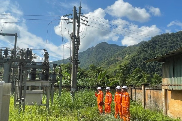 Điện lực Hà Giang nỗ lực thực hiện ‘Thực hành tiết kiệm - Chống lãng phí’- Ảnh 2.