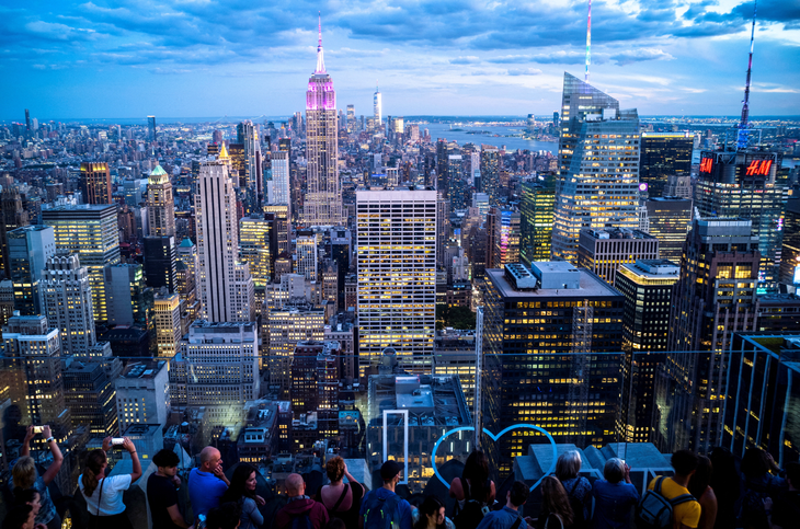 Thành phố New York sầm uất không phải là nơi phù hợp với những người độc thân - Ảnh: REUTERS