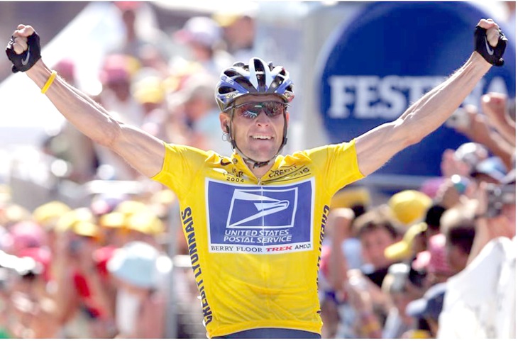 Lance Armstrong từng bảy lần liên tiếp vô địch cuộc đua Tour De France trước khi bị tước mọi danh hiệu -  Ảnh: GETTY IMAGES