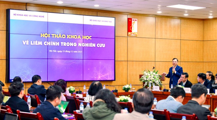 Hội thảo khoa học về liêm chính trong nghiên cứu diễn ra tại Đại học Bách khoa Hà Nội ngày 19-12 - Ảnh: PHẠM NGỌC KIÊN