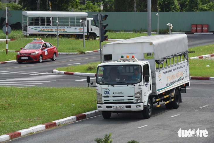 Sở Giao thông vận tải TP.HCM đã có nhiều kiến nghị để nâng cao chất lượng đào tạo sát hạch lái xe trong thời gian tới - Ảnh: QUANG ĐỊNH