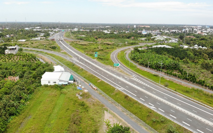 Nâng tốc độ tối đa cao tốc Trung Lương - Mỹ Thuận lên 90km/h