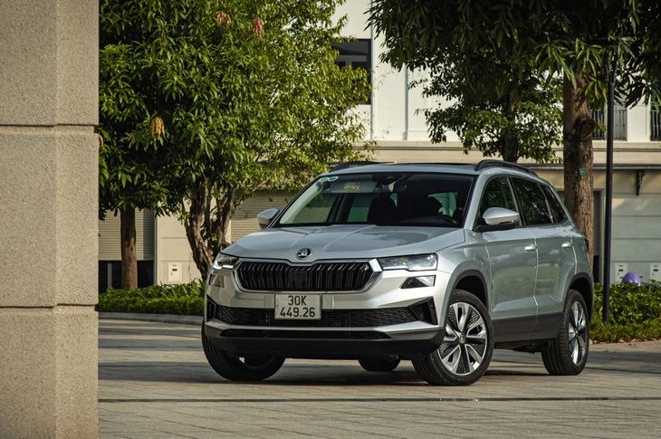 Skoda Karoq là mẫu xe mới xuất hiện ở Việt Nam trong năm 2023 này, nằm chung phân khúc với Mazda CX-5 - Ảnh: Đại lý Skoda/Facebook