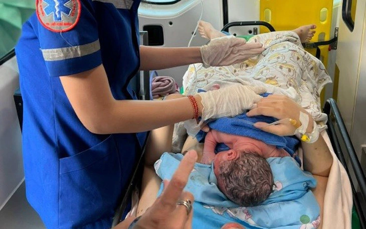 Hai ca sinh rớt, trẻ đã ngưng tim, ngưng thở được cứu sống ngoạn mục - Ảnh 3.