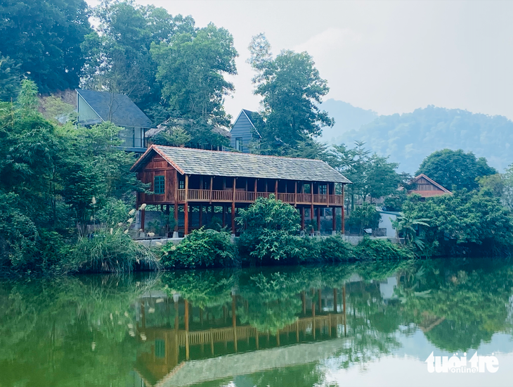 Thửa đất tại hồ Đập Cờ (xã Yên Bài, huyện Ba Vì) - Ảnh: QUANG THẾ