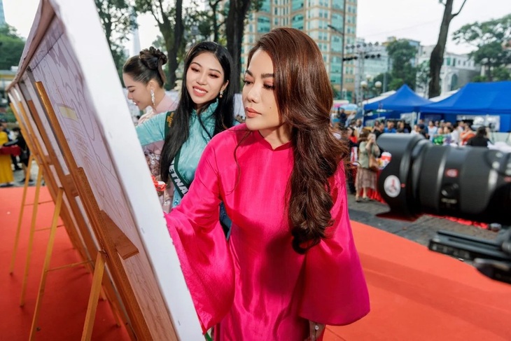 Là trưởng ban tổ chức cuộc thi, Trương Ngọc Ánh cho biết: &quot;90 thí sinh của Miss Earth 2023 không chỉ đại diện cho vẻ đẹp nhan sắc, trí tuệ mà còn trở thành những đại sứ tuyệt vời quảng bá cho ngành du lịch cùng với sự phát triển đổi mới và những nỗ lực bảo vệ môi trường của TP.HCM”.