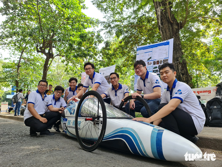 Một sản phẩm nhận được nhiều lời khen khi đến với liên hoan Tuổi trẻ sáng tạo TP.HCM từ Trường đại học Bách khoa (Đại học Quốc gia TP.HCM) - Ảnh: CÔNG TRIỆU