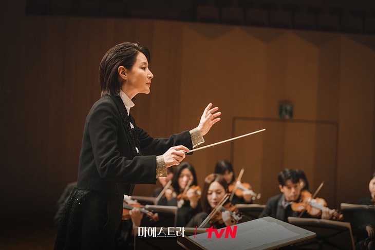 Lee Young Ae trong phim Maestra: Strings of Truth - Ảnh:  tvN