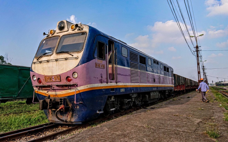 Tăng niên hạn sử dụng của đầu máy, toa xe đường sắt thêm 20 năm - Ảnh 3.