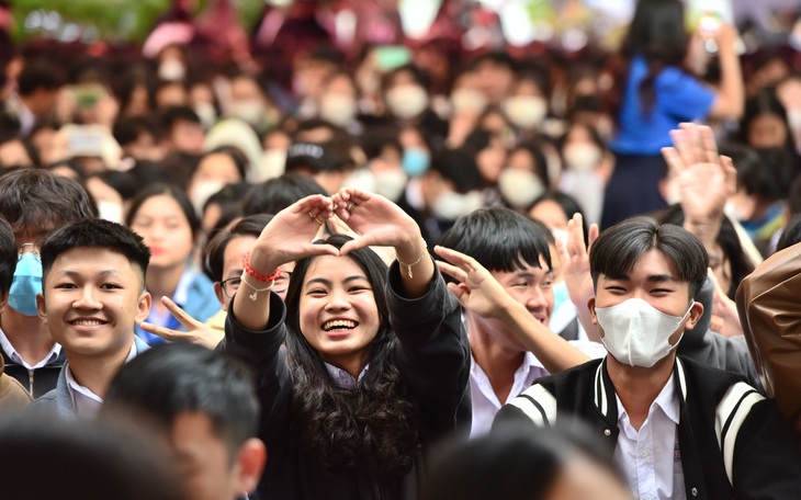 'Học dốt toán có vào đại học được không, nên chọn ngành gì?'