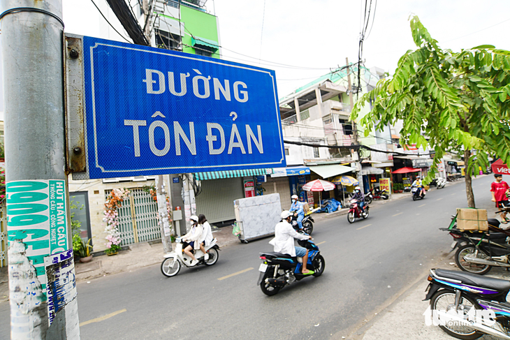 Đường Tôn Đản, quận 4, TP.HCM bị viết sai tên chuẩn là Tông Đản - Ảnh: QUANG ĐỊNH