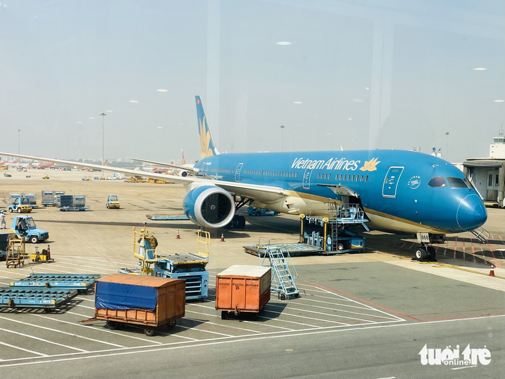 Vietnam Airlines bị lưu ý về khả năng hủy niêm yết cổ phiếu - Ảnh 1.