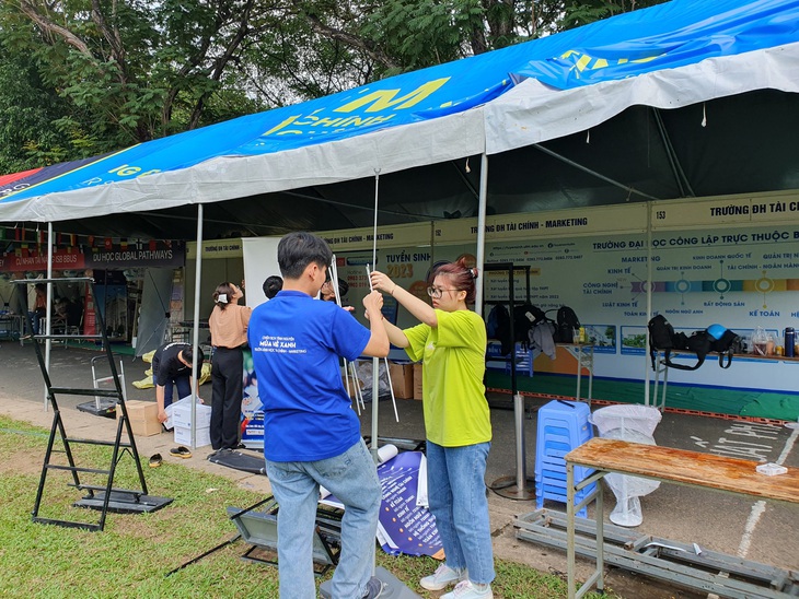 Ngày mai 26-2: Các bạn thí sinh hãy đến với Ngày hội tư vấn tuyển sinh 2023 tại TP.HCM - Ảnh 5.