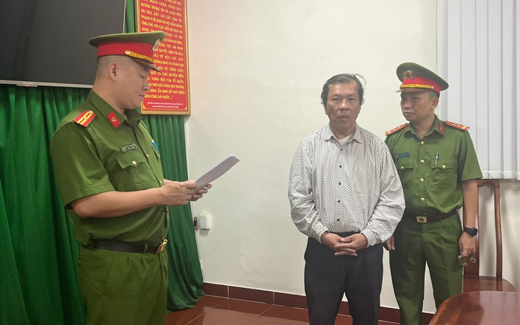 Bắt tạm giam giám đốc công ty luật vì lừa đảo chiếm đoạt 5,25 tỉ đồng - Ảnh 2.