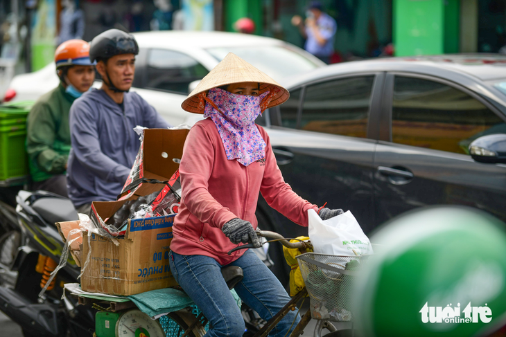 Thời tiết hôm nay 26-2: Miền Bắc rét, miền Trung mưa to - Ảnh 1.