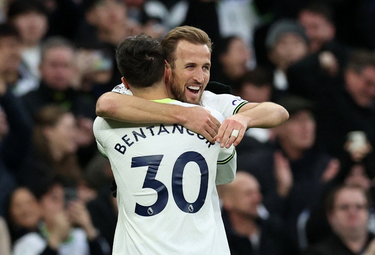 Kane ghi bàn thứ 200, Tottenham hạ gục Man City - Ảnh 1.